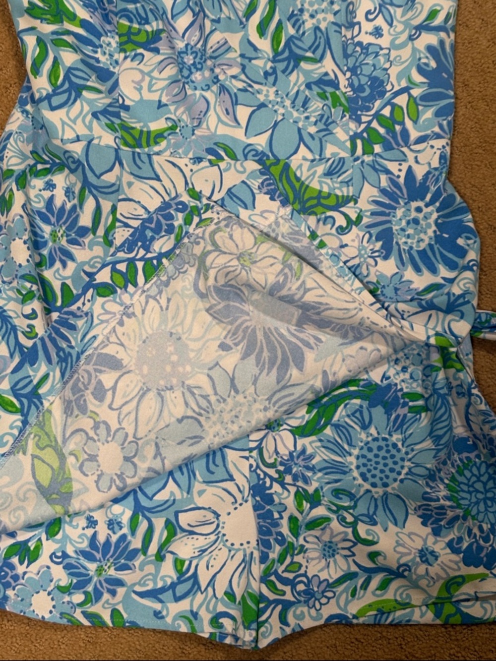 Lilly Pulitzer Blue, White & Green skort with belt not attached - Picture 13 of 15